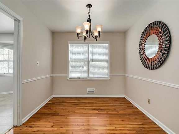 5th image of 8808 W 97th St