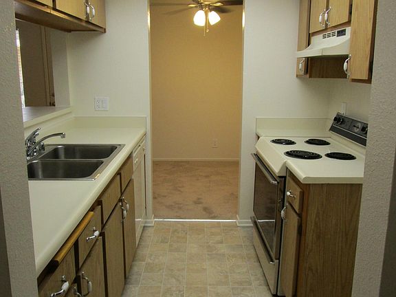 5th image of 370 W Alameda Ave APT 102
