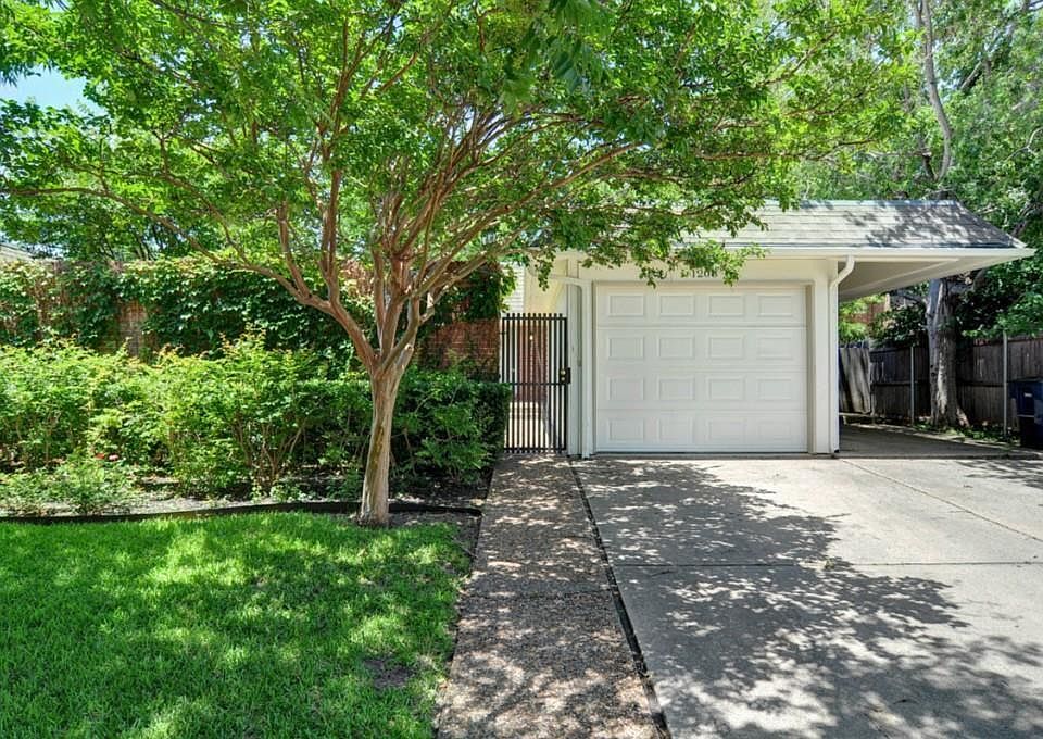 1st image of 1208 Belle Pl