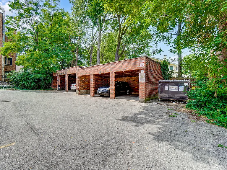 2560 Madison Rd #6 — Photo 19