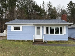 14 Davis Dr, Veazie, ME 04401