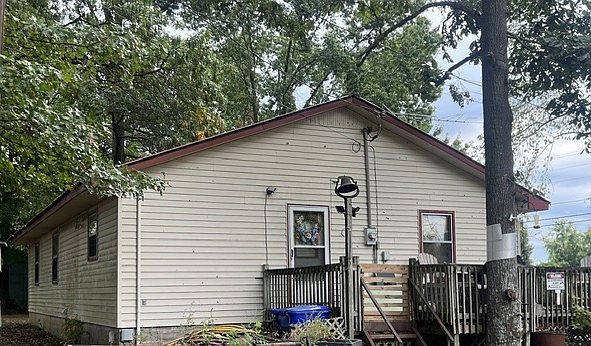 1st image of 161 Cook Rd