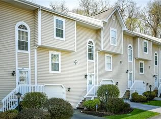 413 Redwood Ct, Pittsburgh, PA 15202