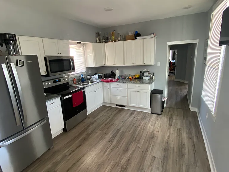 36 Home St — Photo 1