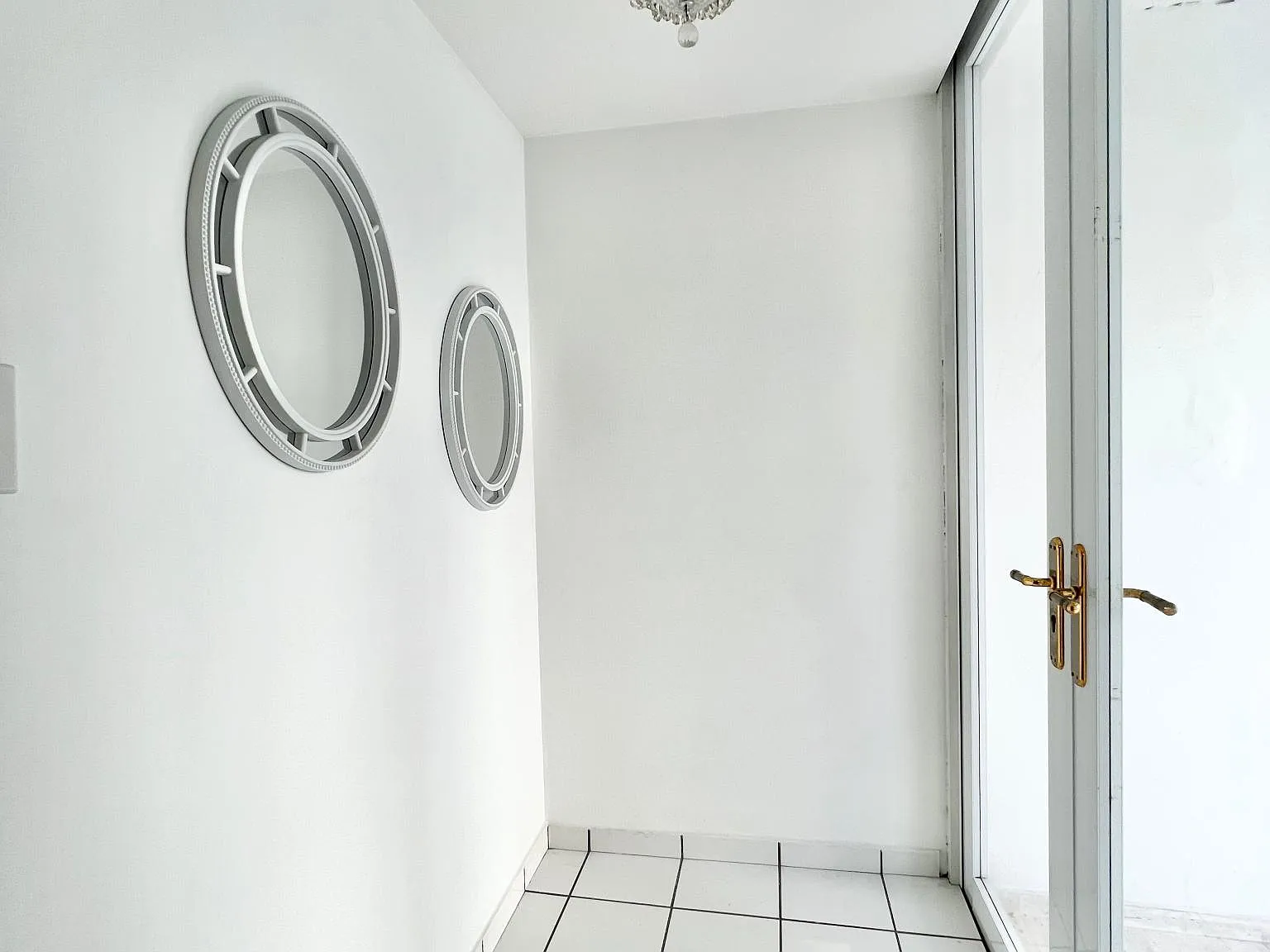 4 bed, $4,000 — Photo 4