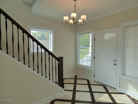 3rd image of 50103 W Lakeshore Dr