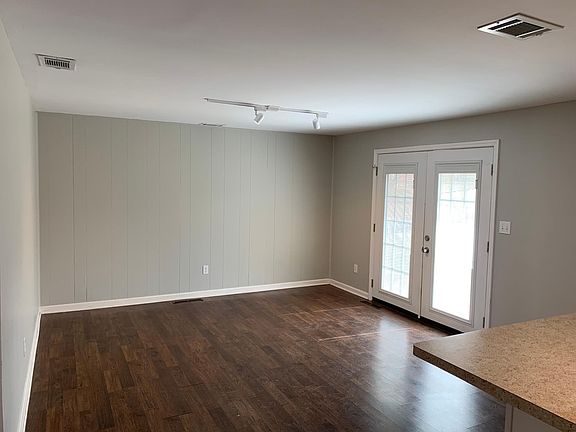 5th image of 5578 Oslo Dr