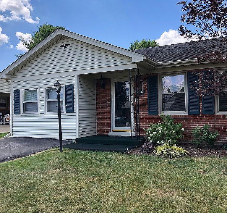 1st image of 416 Hickory Hill Dr