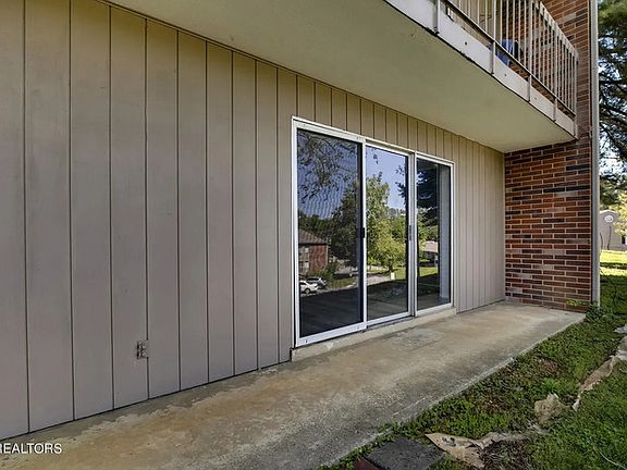 4th image of 400 Dublin Dr