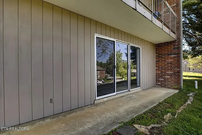 400 Dublin Dr — Photo 4
