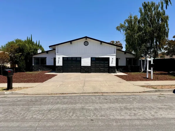 1152 Crescent Ln, Hollister, CA 95023