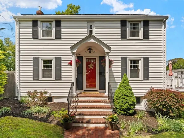 91 Clement Ter, Quincy, MA 02171