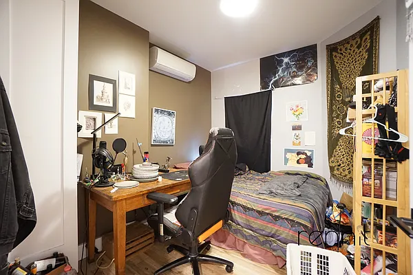 Rented by Rennit Inc. | media 8