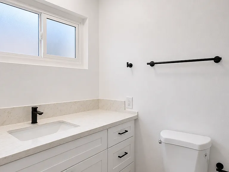347 E. Plymouth Inglewood, CA 90302 — Photo 7