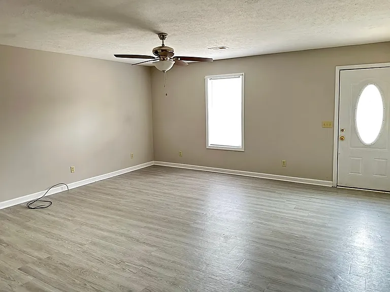 1505 Autumn Ave #1 — Photo 2