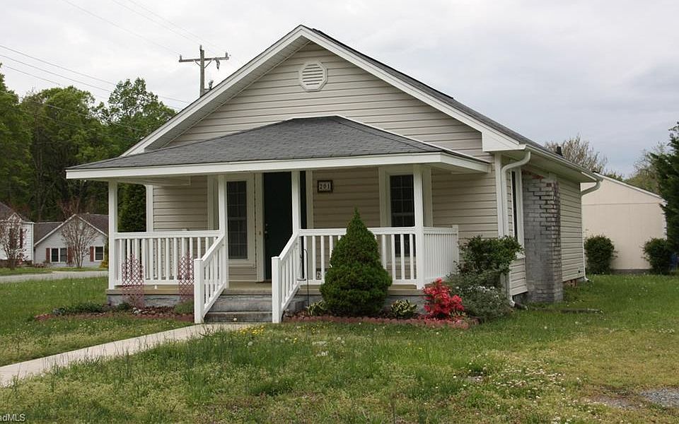 1st image of 201 Cobb St