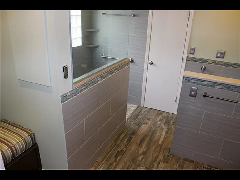 307 S Park Dr — Photo 19