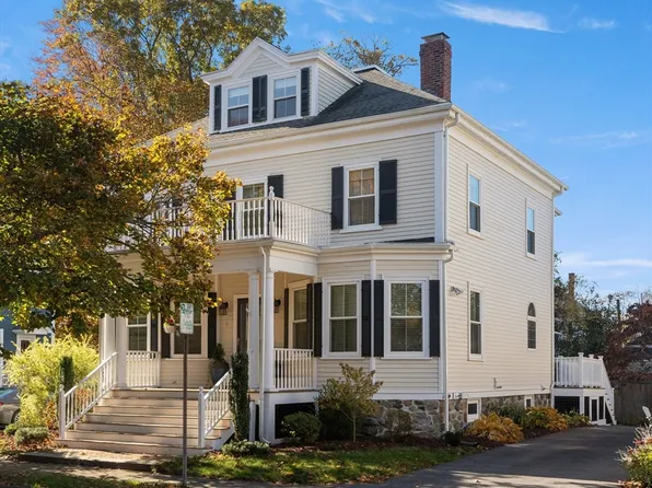 5 Beacon St, Danvers, MA 01923