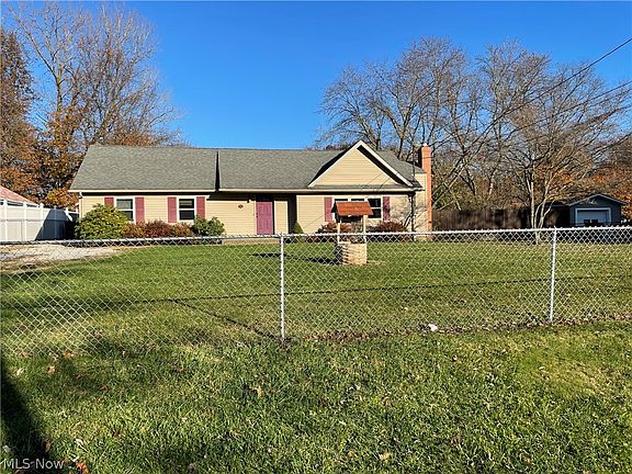 2nd image of 939 Milo White Dr