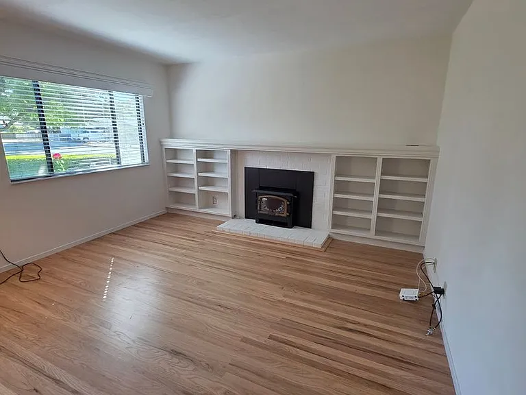 4001 Roland Dr — Photo 9