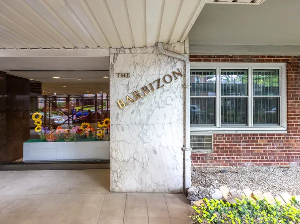 142-05 Roosevelt Avenue image 13 of 13