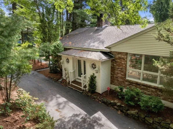 620 Edmands Rd, Framingham, MA 01701