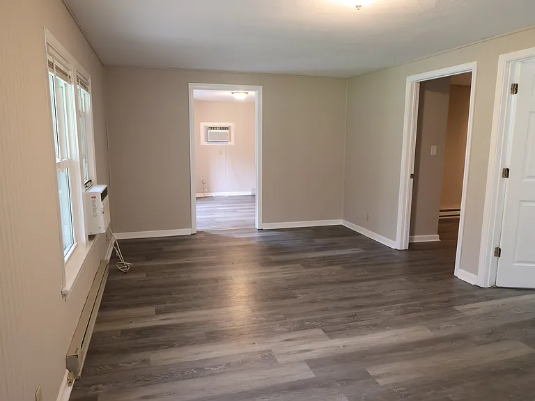 549 S Gum St — Photo 7