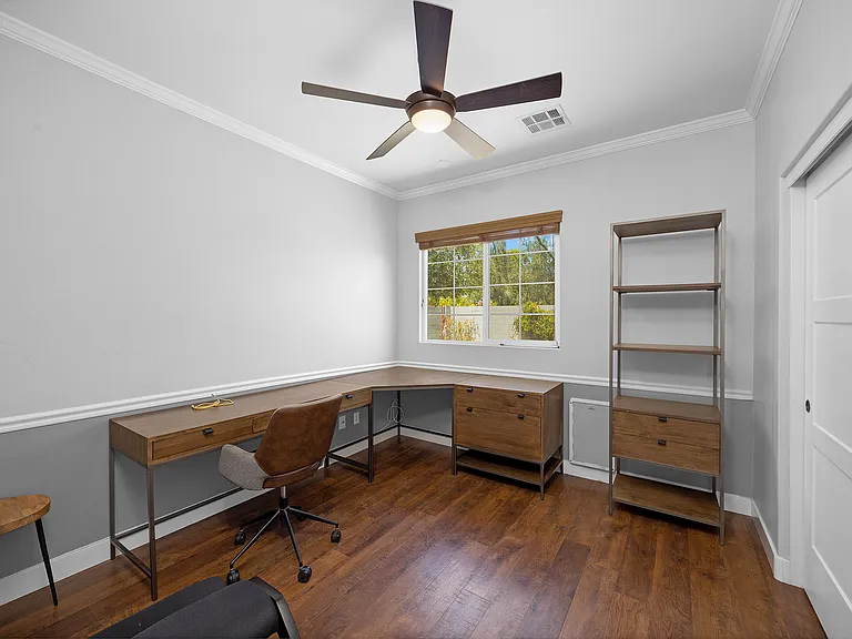 1294 E Apricot Ln — Photo 16