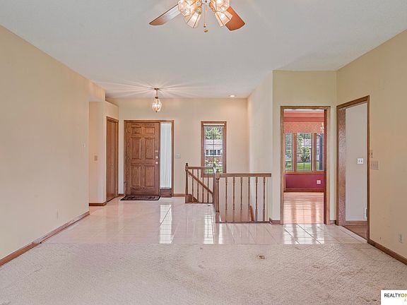 4th image of 21716 Greenlawn Rd