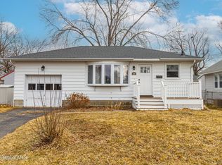 26 New Jersey Ave, Rensselaer, NY 12144