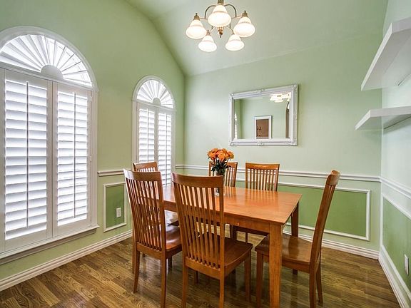 5th image of 9133 Riverfalls Dr