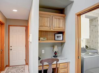 75 Countryside Dr N, Troy, OH 45373