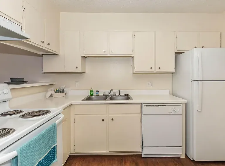Parkside Apartments — Photo 20