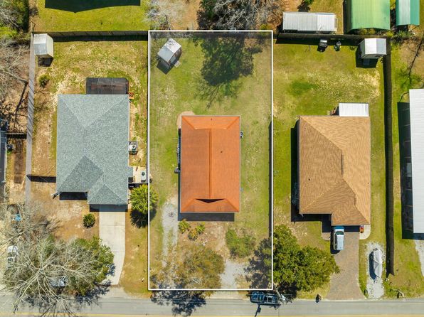 362 Palmetto Ave, Freeport, FL 32439