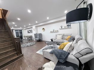432 Ladycroft Ter, Mississauga, ON L5A0A7