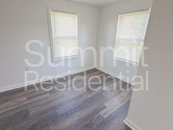 1137 Country Club Dr, Mansfield, OH 44906