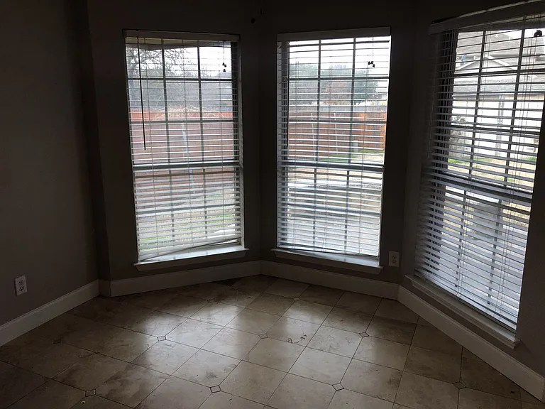 2123 Millwood Dr — Photo 8