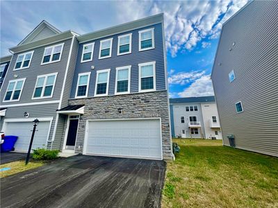 129 Affinity Dr, Harmony, PA, 16037