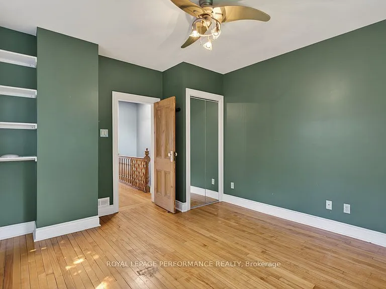 313 Lebreton St S — Photo 21