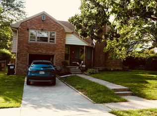 812 Byram St, Reading, PA 19606