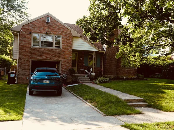 812 Byram St, Reading, PA 19606