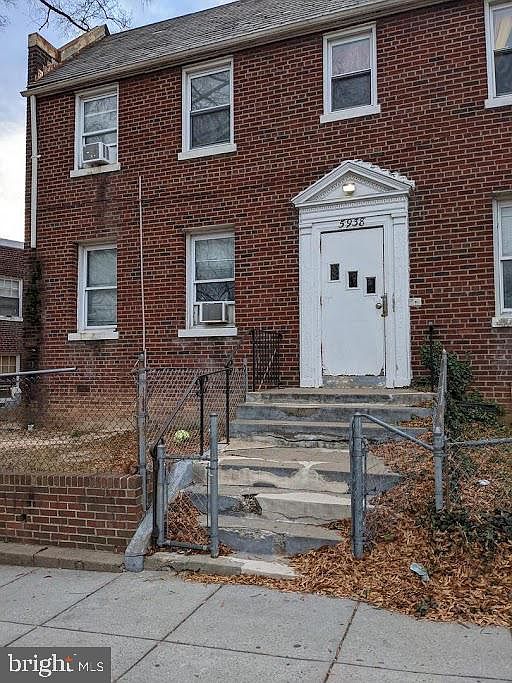 1st image of 5938 13th Pl NW