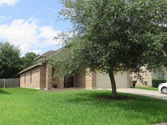 3rd image of 10427 Whisper Bluff Dr