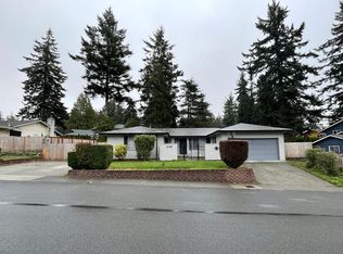 1248 NE Oleary St, Oak Harbor, WA 98277