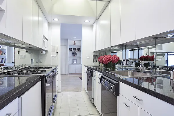 Sold by Stribling | media 17