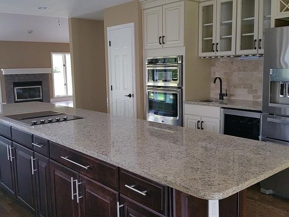 2nd image of 5794 Rushwood Dr