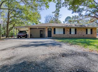 42295 Black Bayou Rd, Gonzales, LA 70737
