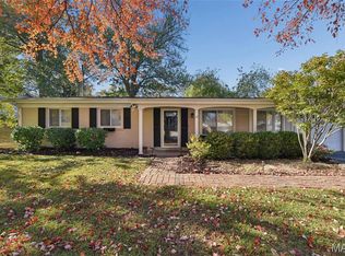 14 Montauk Dr, Saint Louis, MO