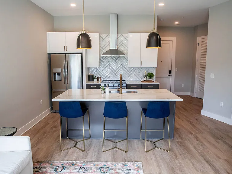 The Hamilton and Hume House Apartments — Photo 23