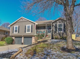 1101 SW Eastman St, Blue Springs, MO 64015